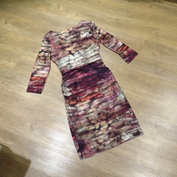 Stretchy Bodycon Printed Dress - Picture 8 of 8